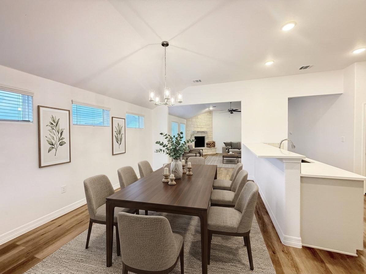 5242 Lassen - Gemini Staged Dining Room 6429